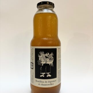 BOUILLON DE LEGUMES ET CHANTERELLES DOHATSU